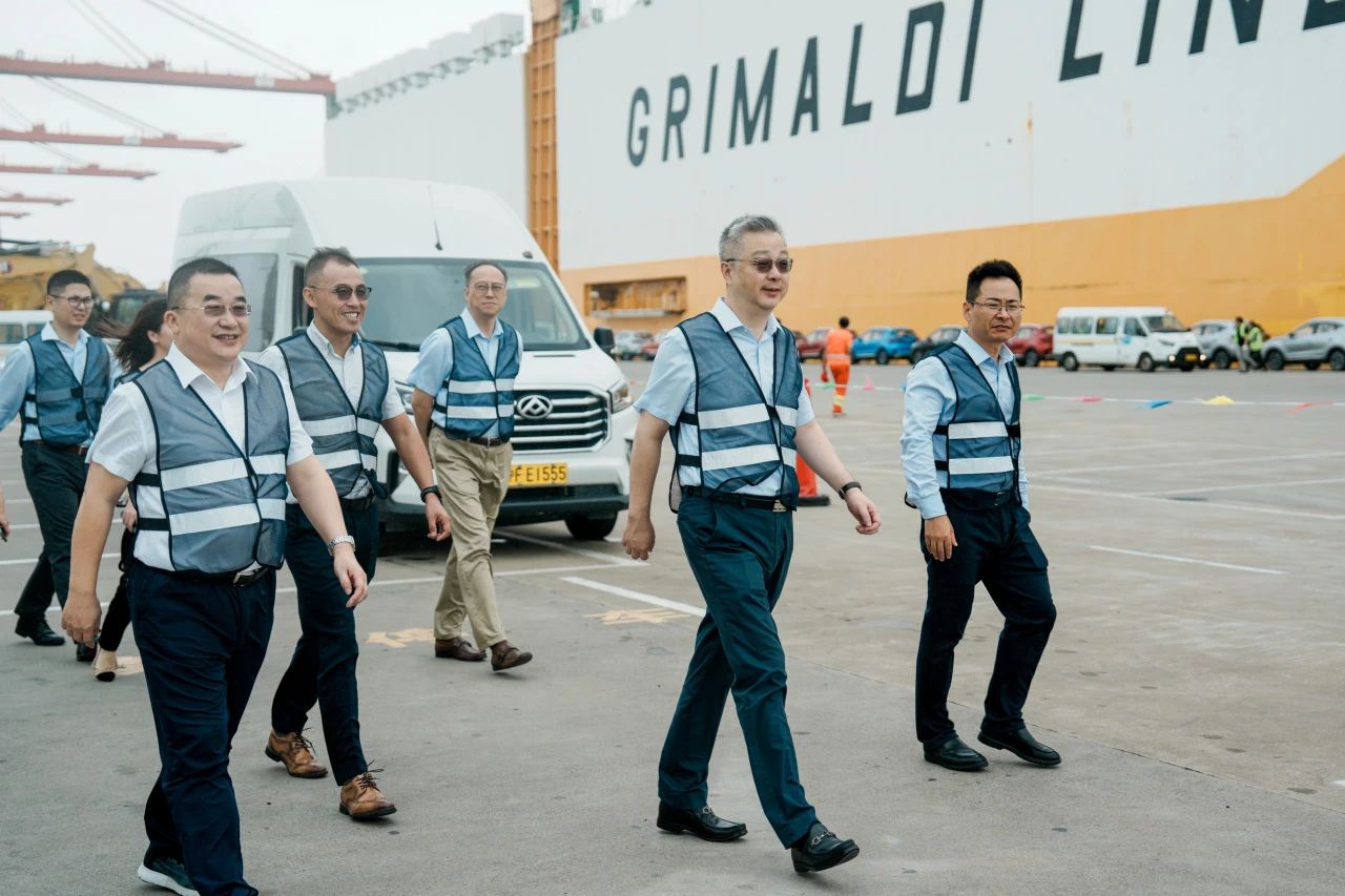 申博sunbet总经理庄菁雄赴海通调研