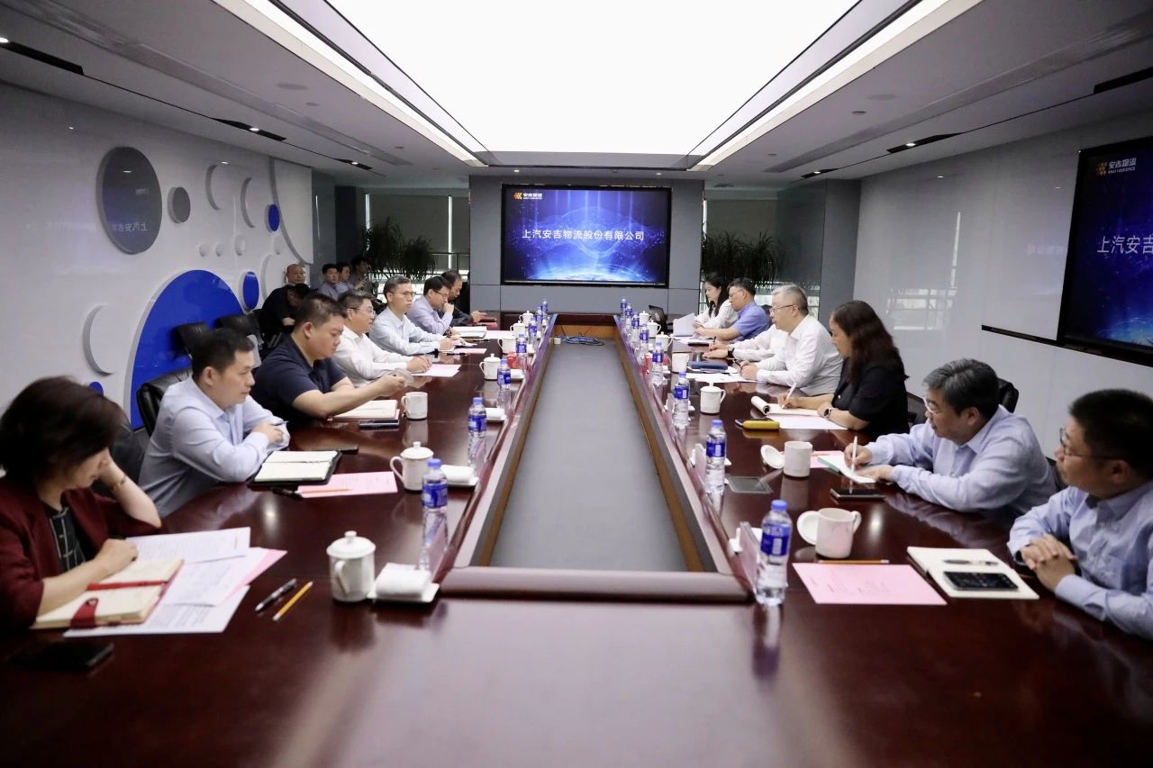 杨浦区委书记薛侃一行赴申博sunbet走访调研